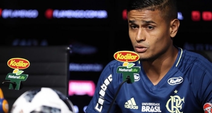 Everton ressalta importância dos três pontos diante da Portuguesa: "É uma decisão"