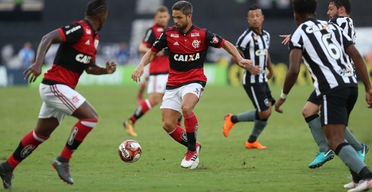 Diego ressalta dificuldades e valoriza triunfo rubro-negro no clássico