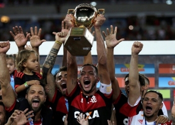 Paulo Nunes critica perfil dos jogadores do Fla e detona: "Bom para Carioca"