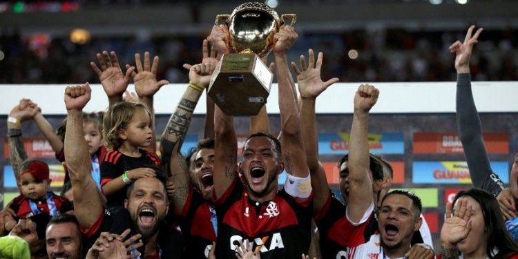 Paulo Nunes critica perfil dos jogadores do Fla e detona: "Bom para Carioca"