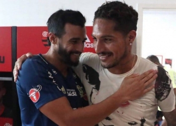 Guerrero admite saudade e dá novo ânimo ao elenco do Flamengo