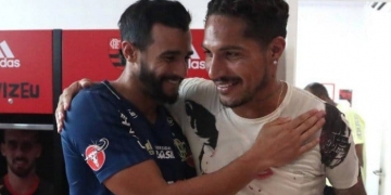 Guerrero admite saudade e dá novo ânimo ao elenco do Flamengo