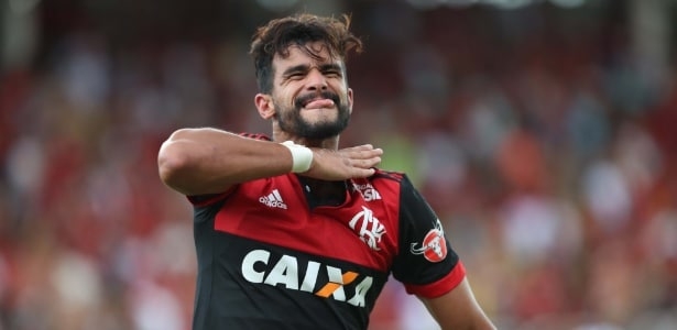 Henrique Dourado reencontra Flu e repete no Fla história vivida no rival