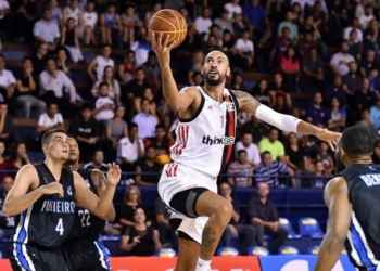 NBB: Flamengo é surpreendido no primeiro período, mas aplica virada