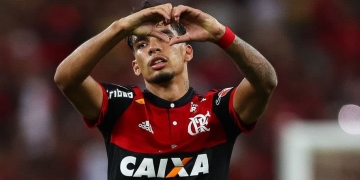 Com multa de R$ 200 milhões, Paquetá vira novo xodó do Flamengo
