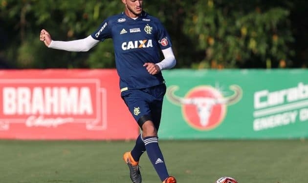 Réver sai do DM do Flamengo, e Jonas se livra de lesão