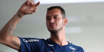 No Fla, Réver entra em fase final de tratamento no tornozelo direito