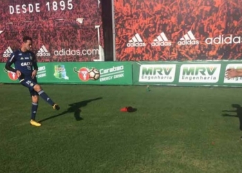 Carpegiani não sabe se terá Réver contra o Emelec