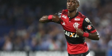 Vinicius Júnior rebate críticas e nega que tenha feito alusão a CR7 em comemoração