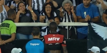 Xingado pela torcida do Botafogo, Vinicius Jr sofre ofensa racial no Nilton Santos