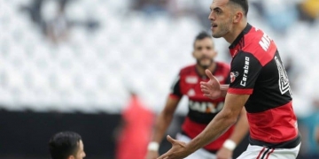 Comissão admite erro em gol do Fla e vê expulsão de Vinícius Jr como justa