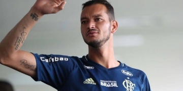 Réver tem edema ósseo e desfalca o Flamengo contra o Emelec, pela Libertadores