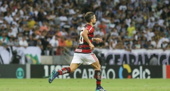 Diego revela agressão, mas elogia torcida do Flamengo: 'Não se pode generalizar'