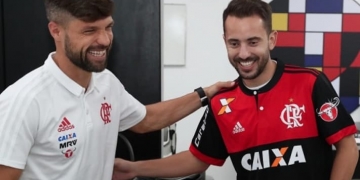 Mauricio Barbieri isenta dupla de meias e pede mais consistência ao Fla