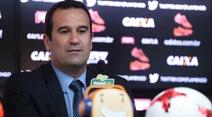 Lomba revela conversa com elenco e vê página virada no Flamengo