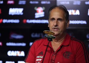 Carlos Noval é apresentado e fala sobre técnico: 'Vamos resolver com muita calma'