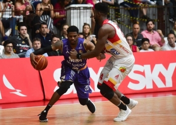 Mogi vence Caxias do Sul, e fará semifinal contra o Flamengo no NBB
