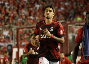 Cuéllar exalta Paquetá e afirma: “A maior parte da torcida nos apoia”