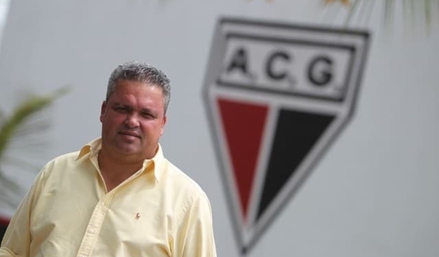 Com Fla completo, diretor do Atlético-GO crê em amistoso sério: "Não tem festinha"
