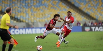 Fla terá duas mudanças no meio-campo no jogo de despedida de Julio Cesar