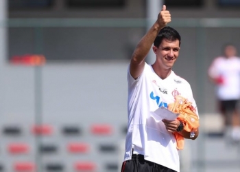 "Comandante" do Flamengo: Saiba quem é Maurício Barbieri