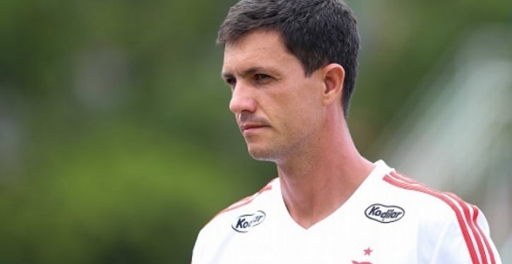 Barbieri tem quatro baixas para montar o Fla em amistoso