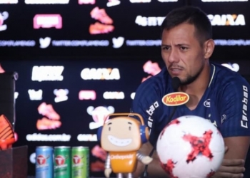 Diego Alves revela ter sido pego de surpresa com possível ida de Everton para o São Paulo