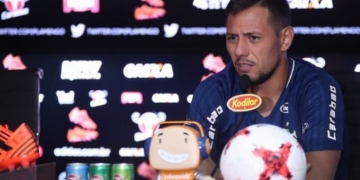 Diego Alves revela ter sido pego de surpresa com possível ida de Everton para o São Paulo