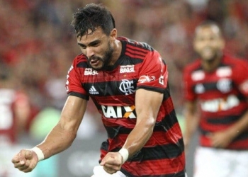 Início de Henrique Dourado no Flamengo é melhor do que no Fluminense em 2017
