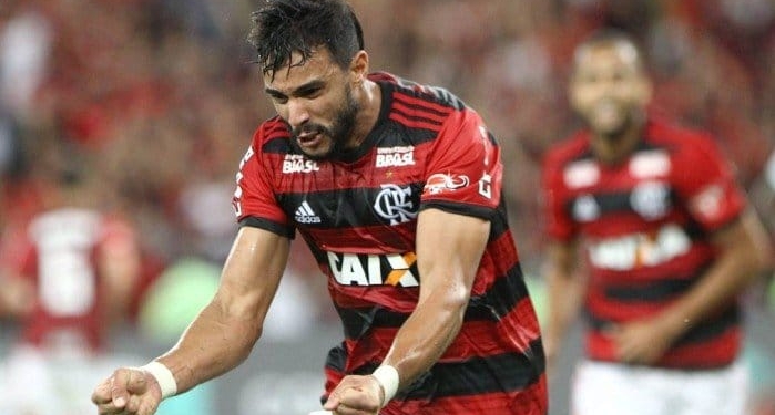 Início de Henrique Dourado no Flamengo é melhor do que no Fluminense em 2017