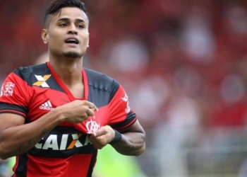 Everton se despede do Flamengo: "jamais esquecerei tudo o que vivi no clube"