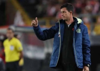 Barbieri valoriza ponto, mas admite: 'Não fizemos o jogo que gostaríamos'