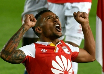 Baixinho com faro, "Moregol" é febre em Bogotá e principal ameaça do Fla