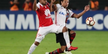 Ponto fora de casa não mascara péssimas fases individuais e coletiva do Flamengo