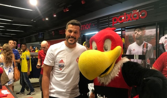 Fla vai enfrentar América-MG no Maracanã, em jogo do adeus de Julio Cesar