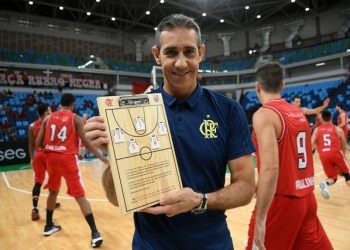 José Neto é categórico: "Terminar na primeira colocação faz jus ao que traçamos como equipe"