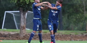 Cuéllar diz que Paquetá vai durar pouco tempo no Fla: ‘Muita qualidade’