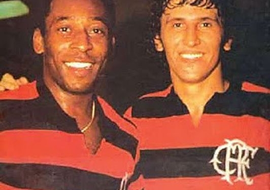 Há 39 anos, Pelé vestia rubro-negro para atuar com a 10 do Fla ao lado de Zico