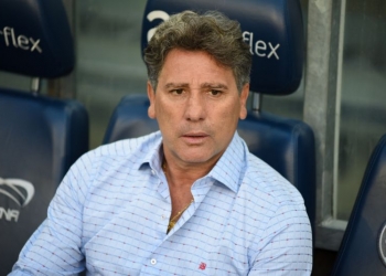 PVC explica como aconteceram as negociações entre Flamengo e Renato na última semana