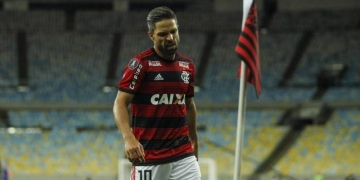 Análise: Dependente do jogo aéreo, Flamengo sofre para criar