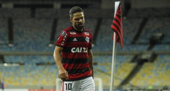 Análise: Dependente do jogo aéreo, Flamengo sofre para criar