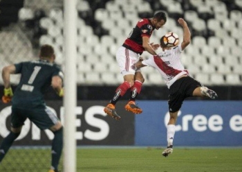 Botafogo inflaciona aluguel do Engenhão e Flamengo pode desistir de acordo