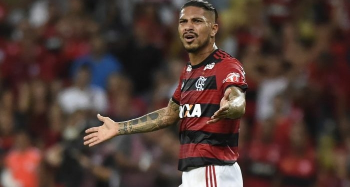 Flamengo suspende o contrato de Guerrero pela segunda vez
