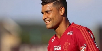 Com Ederson, Flamengo divulga relacionados para Copa do Brasil