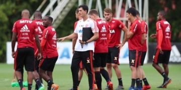 Estilo de jogo é elogiado, e Barbieri diz: 'Tem que ter a cara do Flamengo'