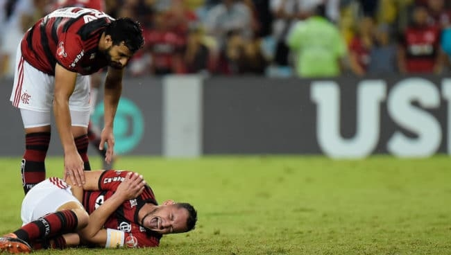 Luxação Acromio Clavicular: entenda a lesão de Réver e o prazo de retorno