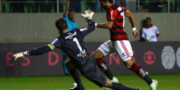 Dourado se defende e lembra da adaptação para evoluir no Flamengo