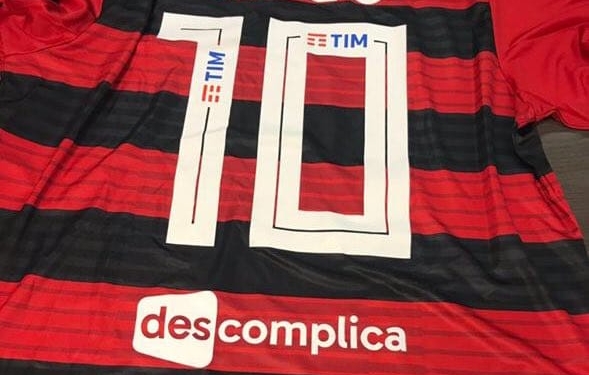 "Descomplica" é a nova patrocinadora do Flamengo