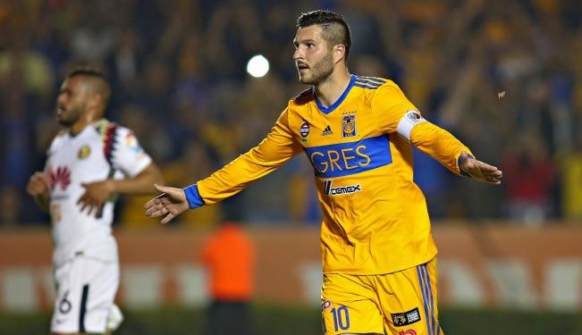 Bandeira confirma busca por novo centroavante e abre o jogo sobre Gignac no Fla