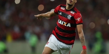 Lucas Paquetá comemora convocação para os 35 de Tite